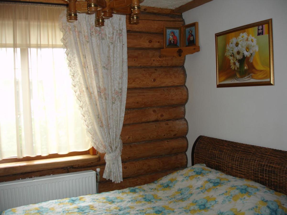 Смерекова Хата Potjayiv Exteriör bild
