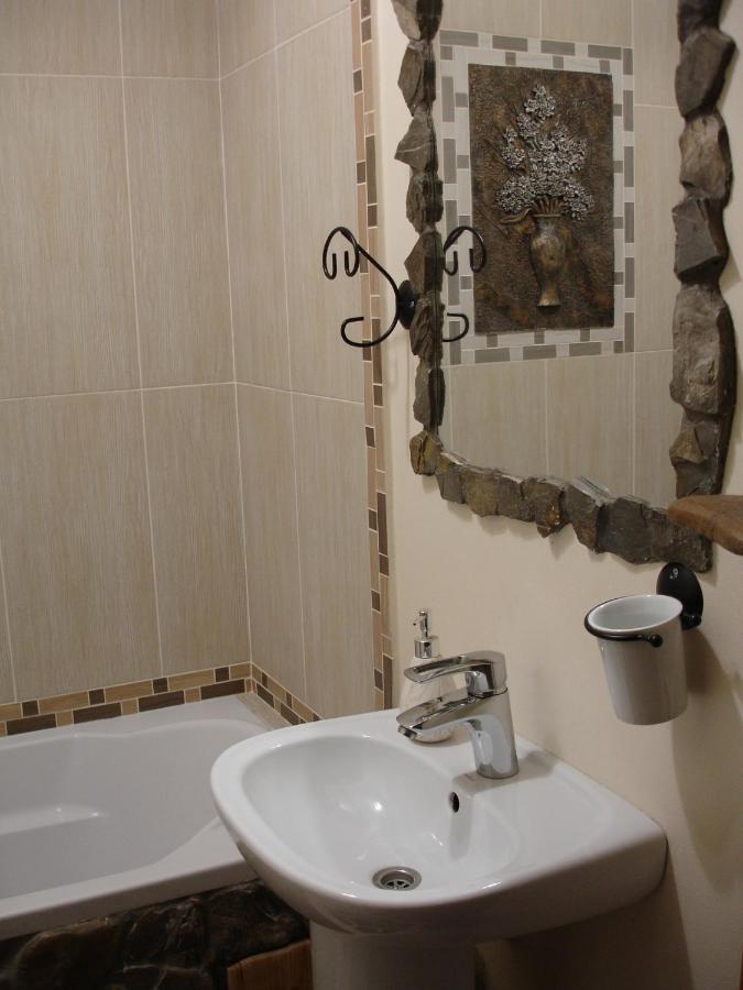 Смерекова Хата Potjayiv Exteriör bild